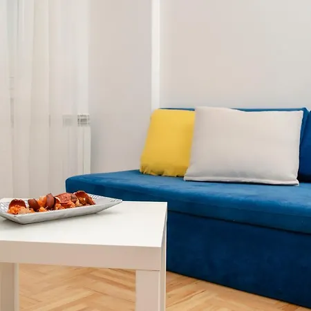 Apartment Re3ca *